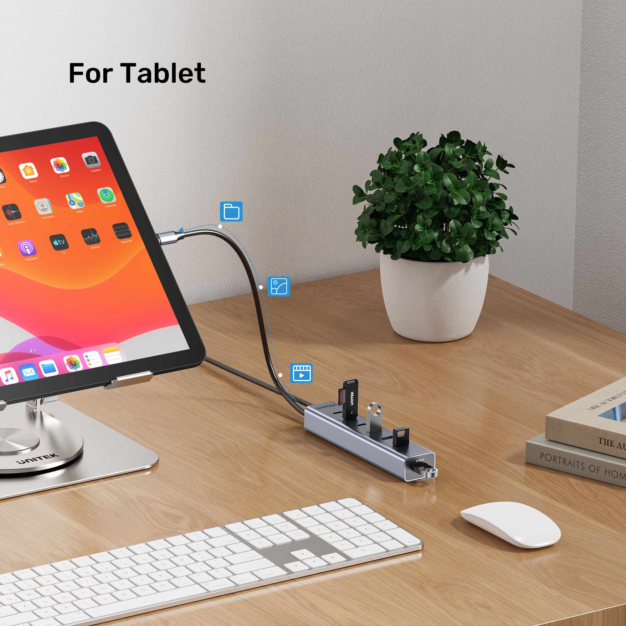 uHUB S7+ 7-in-1 USB-C Hub With 3 USB-C 10Gbps Ports and 4 USB-A 5 Gbps Ports