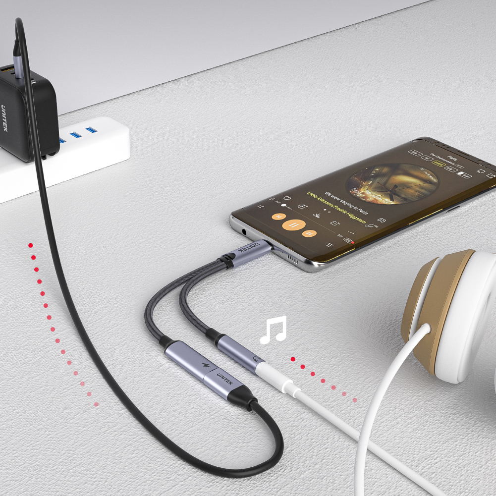 USB C to 3.5mm Audio Jack Adapter