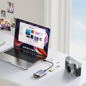 CF Express Type B Multi Card Reader with Hub