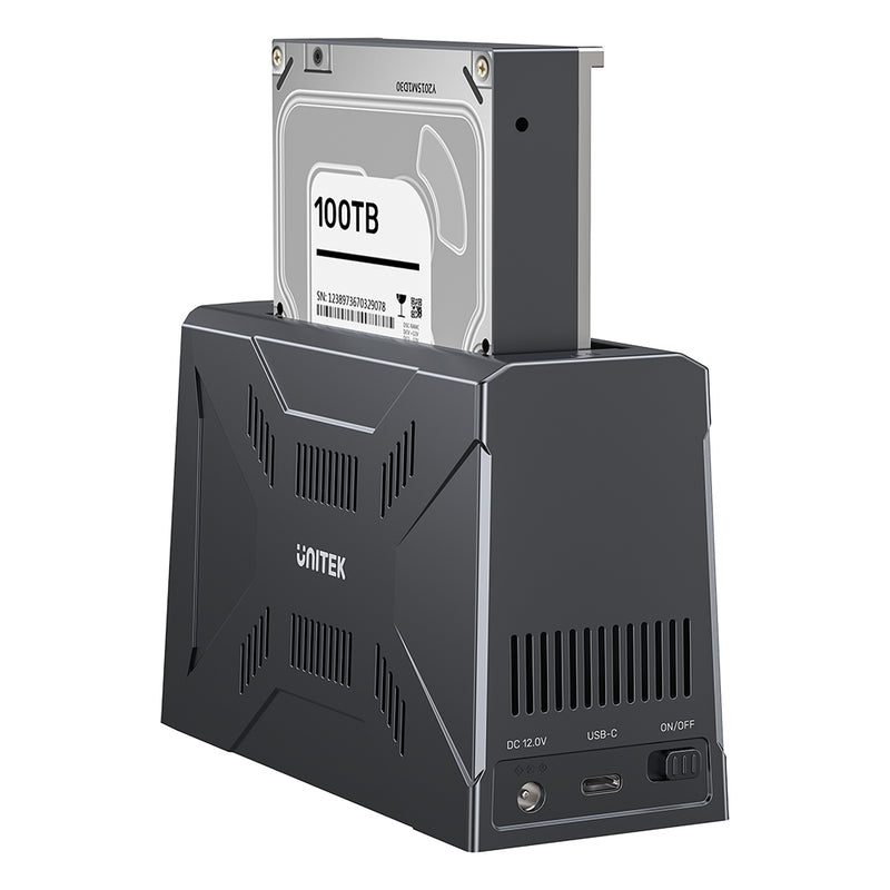 USB-C Enclosure Docking Station | UNITEK