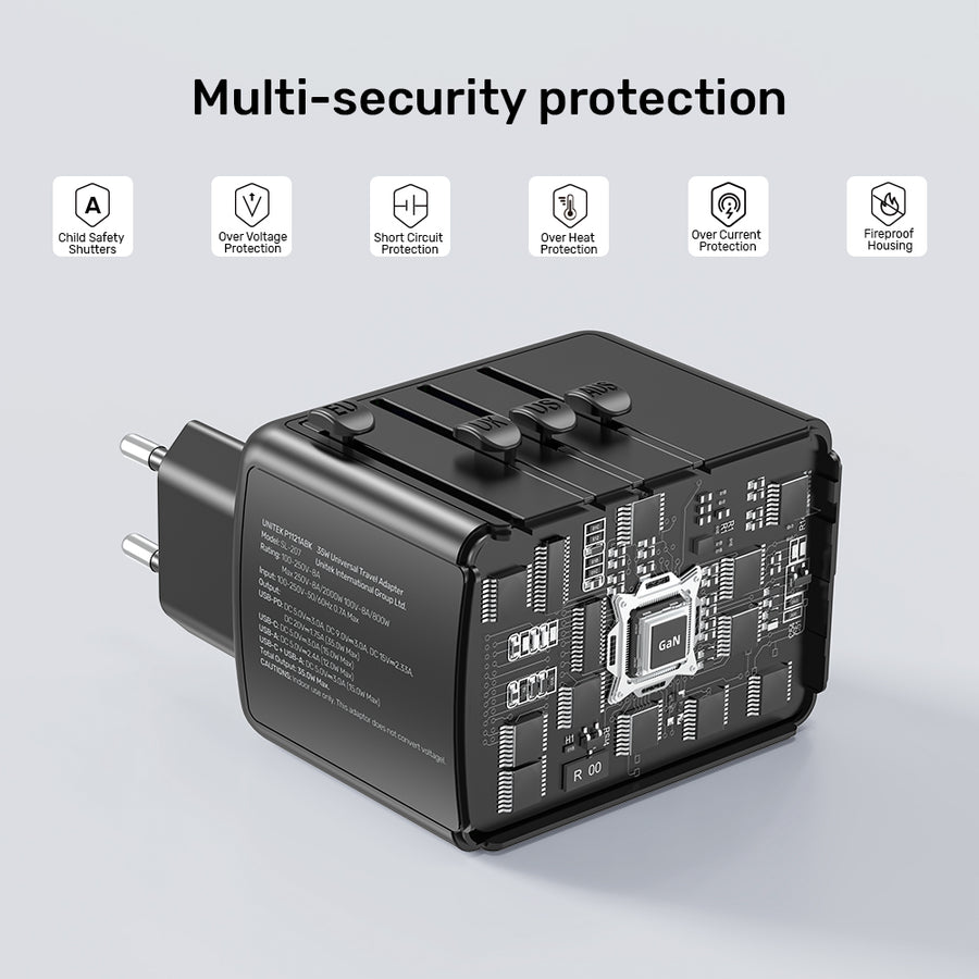 35W Universal Travel Adapter | UNITEK