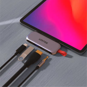 uHUB Q4 Lite 4-in-1 USB-C Hub for iPad Pro and Air with HDMI and 100W Power Delivery